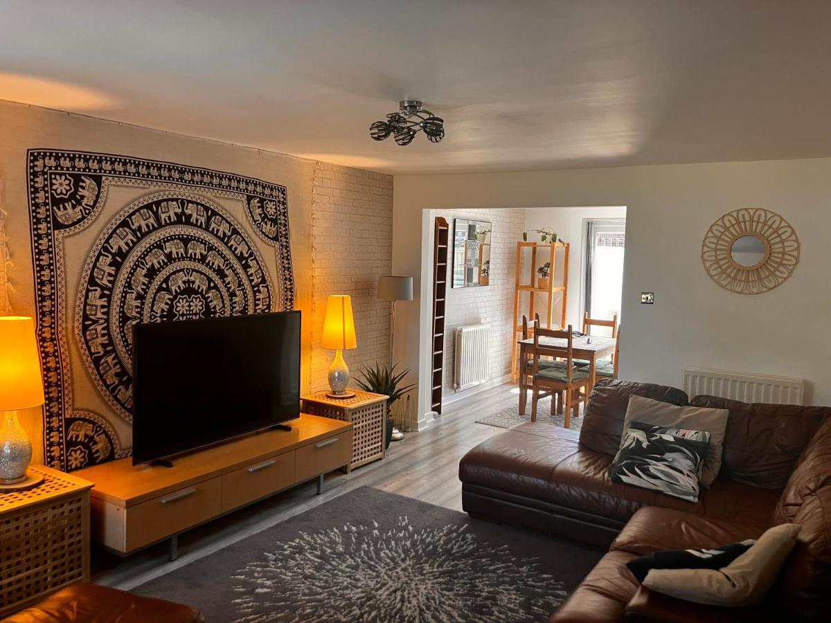 Urban Escape Glasgow Green Free Parking 20Min Walk To City Center 外观 照片